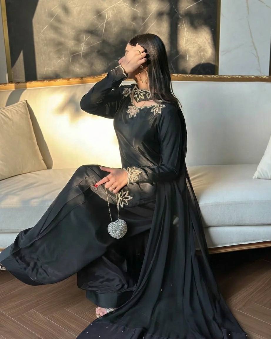 The Midnight Onyx Lotus-Embroidered Silk Set